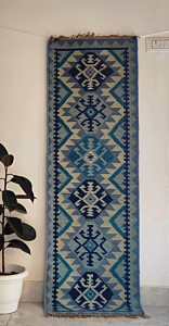 Blue klim runner rug