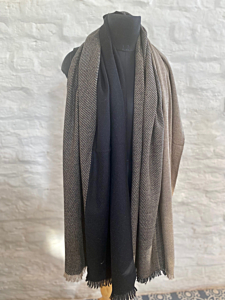 Textured Box Check Stole